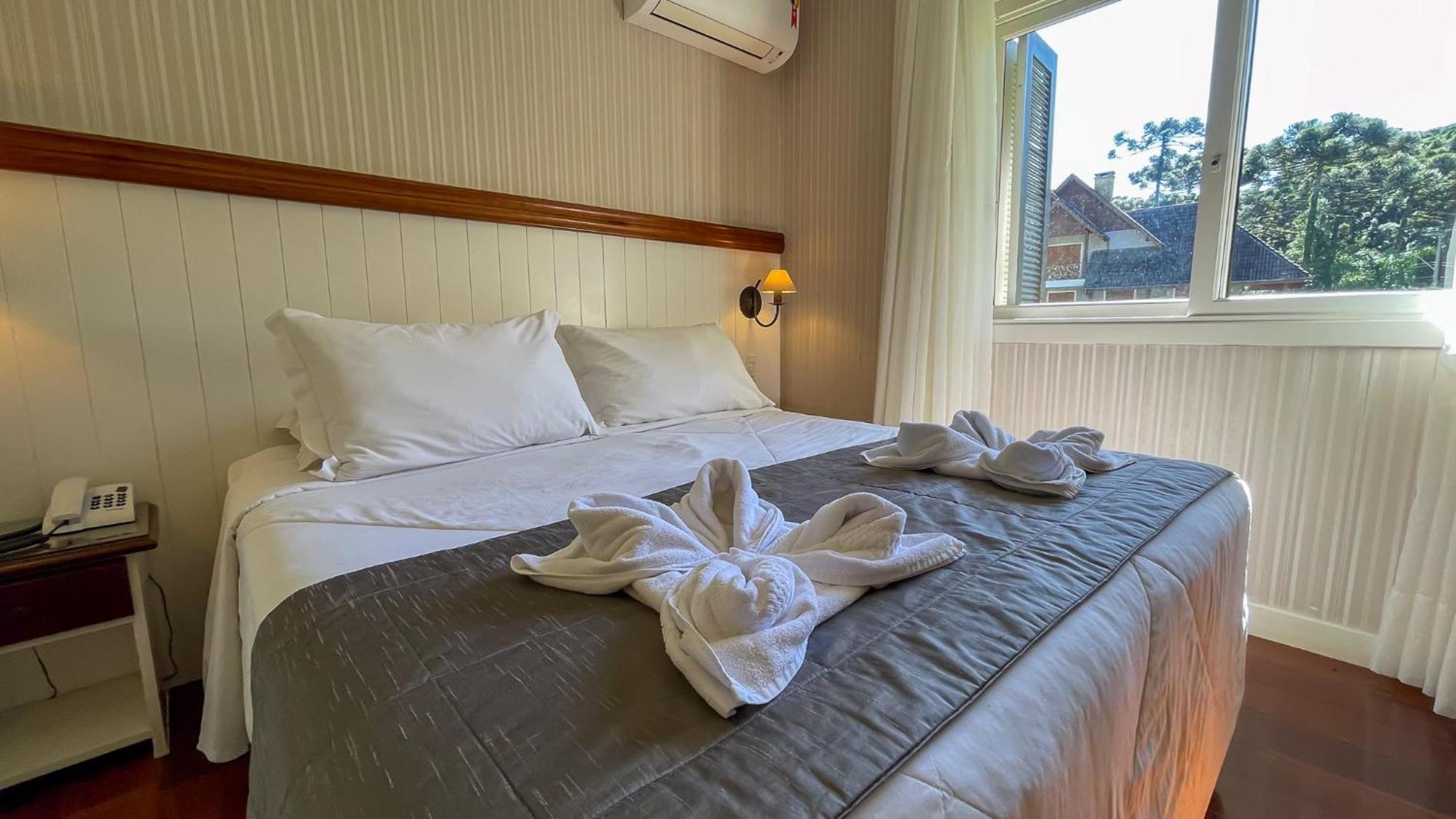 Pousada Golden Hills カネラ エクステリア 写真