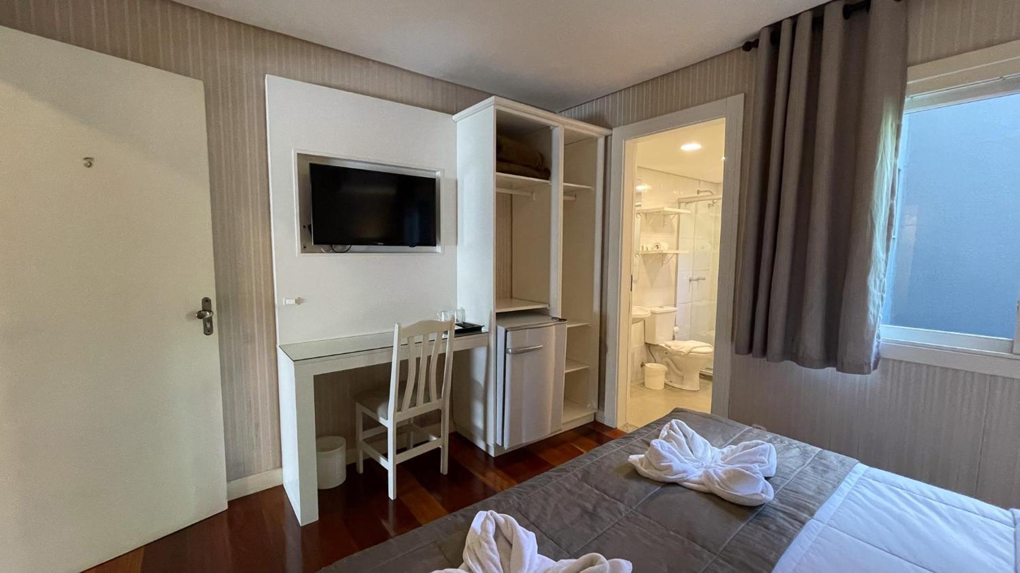 Pousada Golden Hills カネラ エクステリア 写真